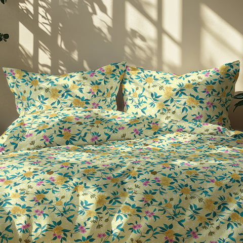 Gulmohar - Double Size Bed Sheet Set - Red