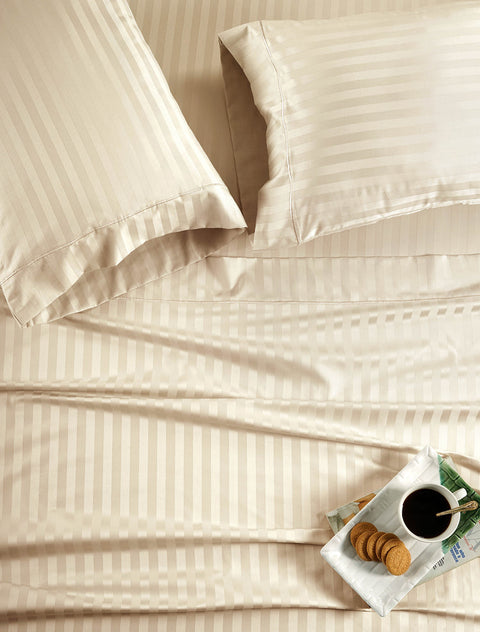 Ivory Colour Bedsheet 800TC Soft Texture 

