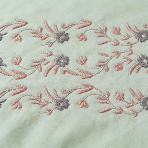 Thread Art | 100% Cotton 300TC Embroidered Bedsheet | 5 Piece (1 Bedsheet + 4 Pillow Cover) | Regal Bloom | Super King